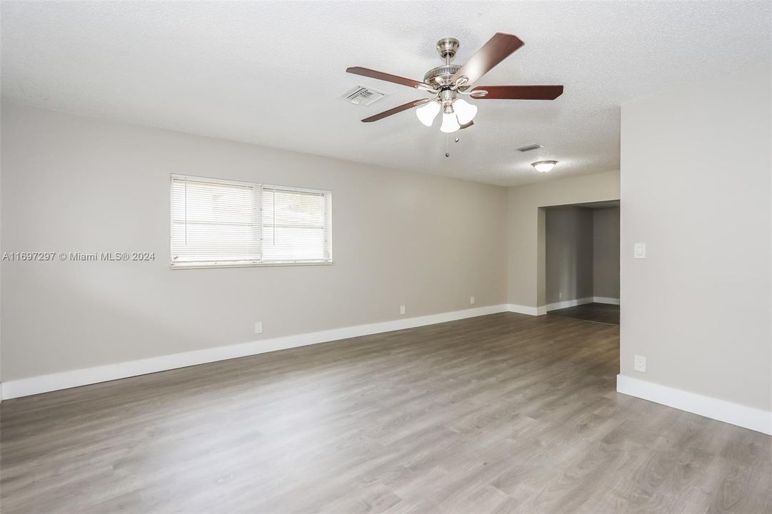 For Rent: $2,525 (3 beds, 2 baths, 1680 Square Feet)