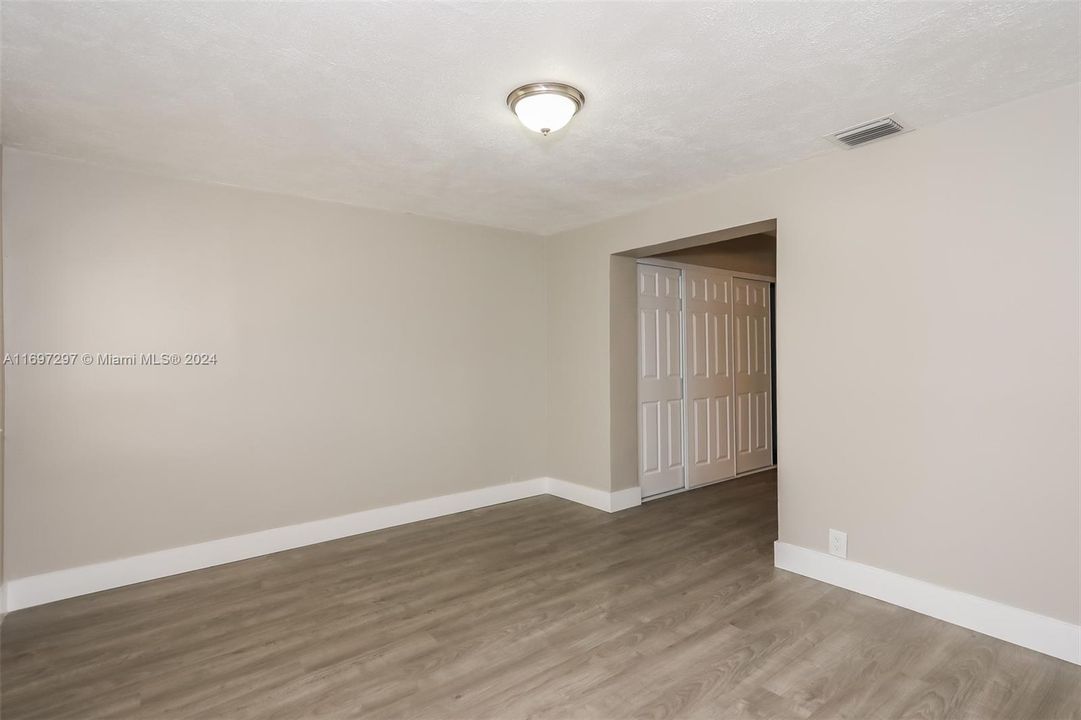 For Rent: $2,525 (3 beds, 2 baths, 1680 Square Feet)