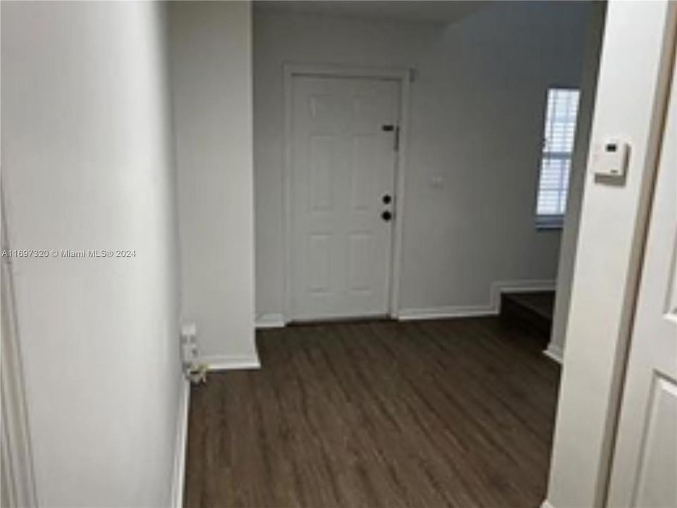 For Sale: $390,000 (3 beds, 2 baths, 1657 Square Feet)