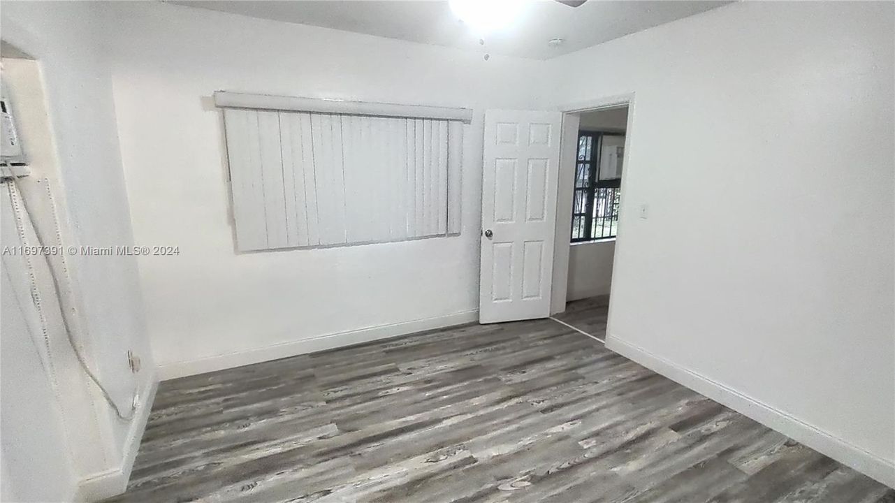 For Rent: $2,995 (3 beds, 3 baths, 1511 Square Feet)