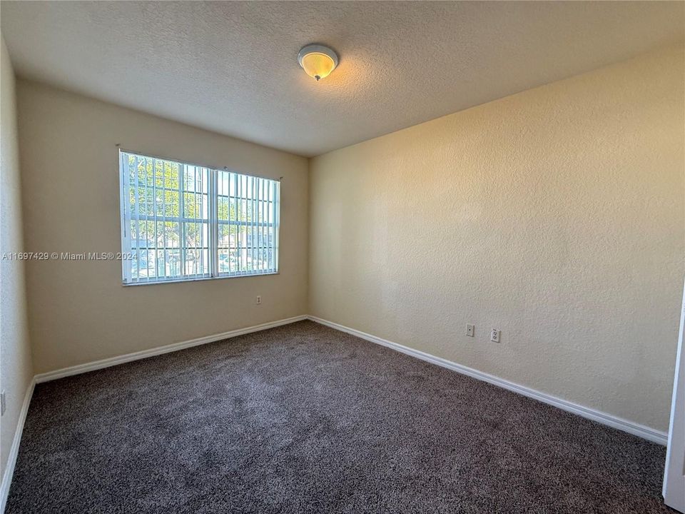 For Rent: $1,900 (2 beds, 2 baths, 1162 Square Feet)