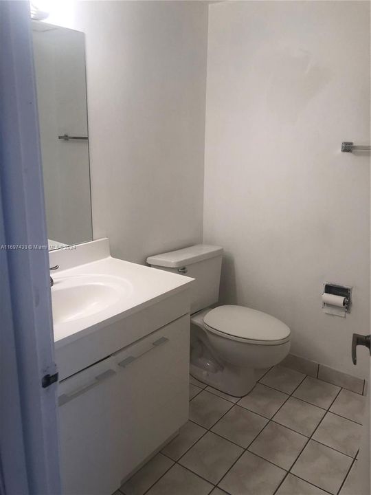 For Rent: $2,500 (2 beds, 2 baths, 1000 Square Feet)