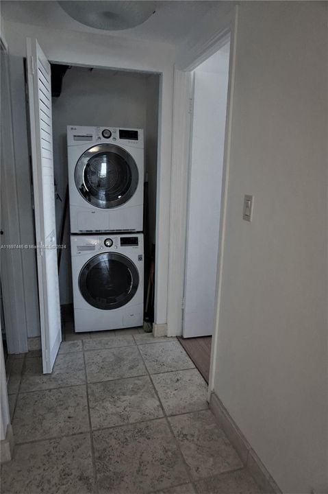 For Rent: $6,300 (2 beds, 2 baths, 1440 Square Feet)