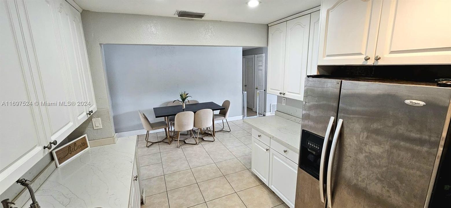 For Sale: $430,000 (3 beds, 1 baths, 1053 Square Feet)