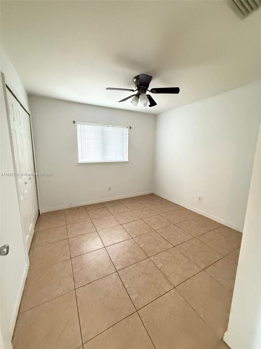 For Rent: $1,950 (3 beds, 2 baths, 1189 Square Feet)