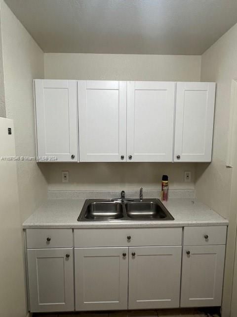 For Rent: $1,550 (1 beds, 1 baths, 976 Square Feet)