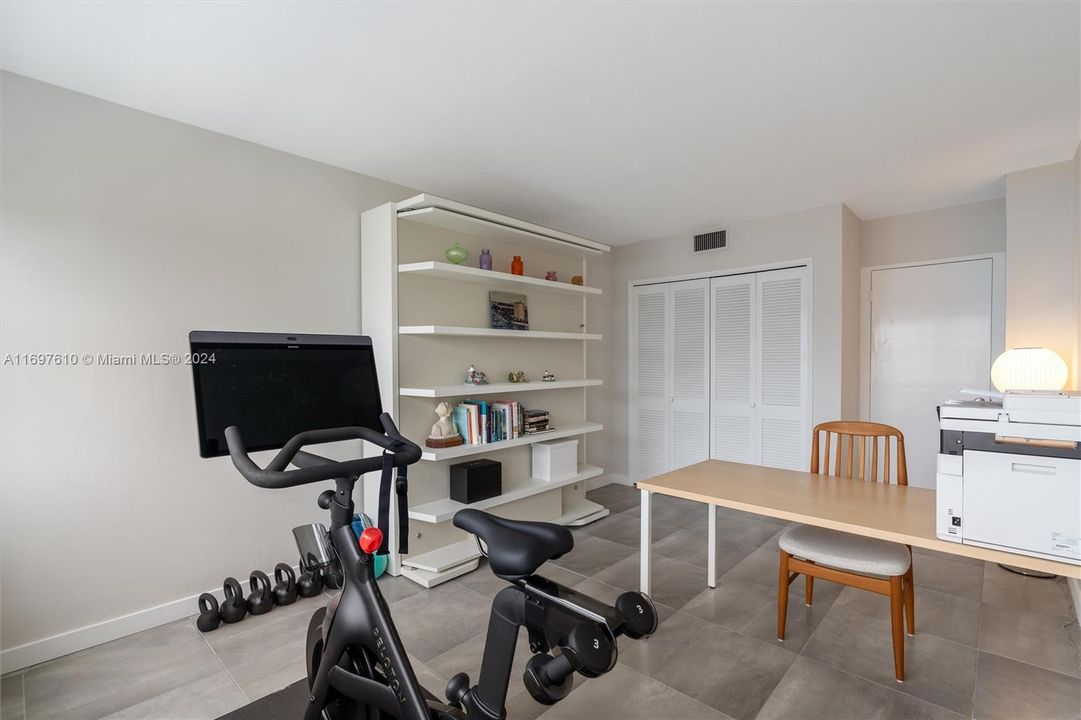 For Sale: $899,000 (2 beds, 2 baths, 1510 Square Feet)