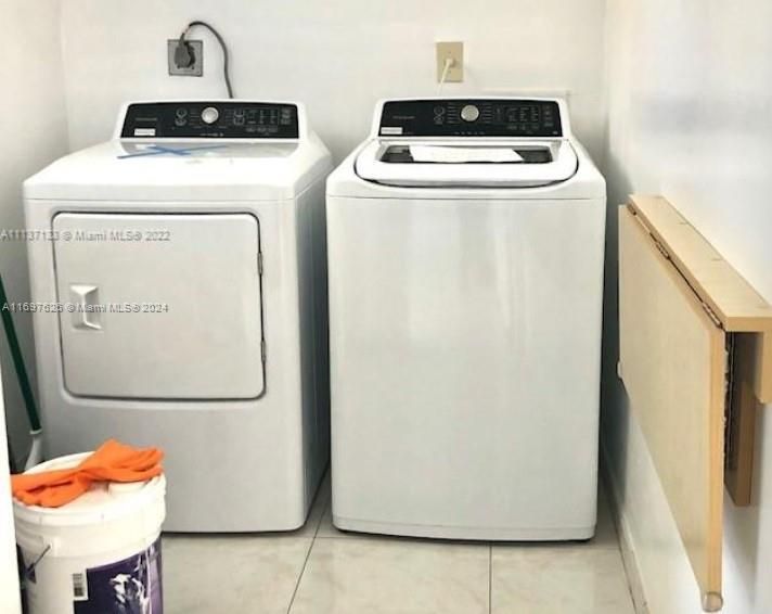 Large Capacity Washer & Dryer