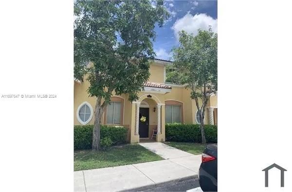 For Rent: $2,800 (4 beds, 3 baths, 1423 Square Feet)