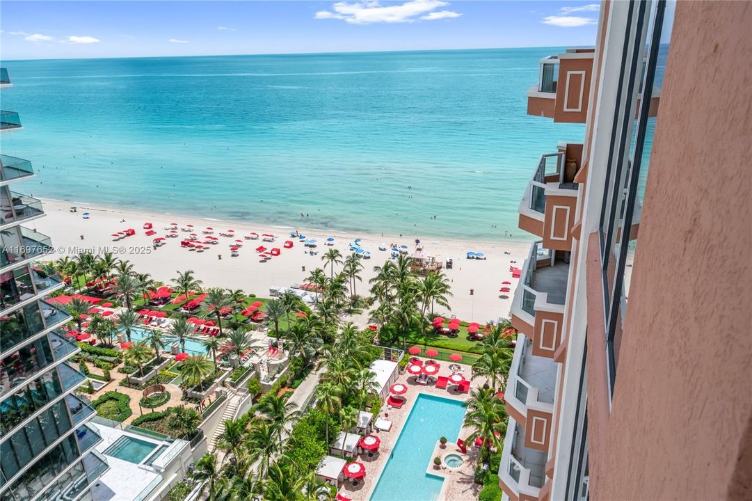 待售: $5,300,000 (3 贝兹, 4 浴室, 2736 平方英尺)