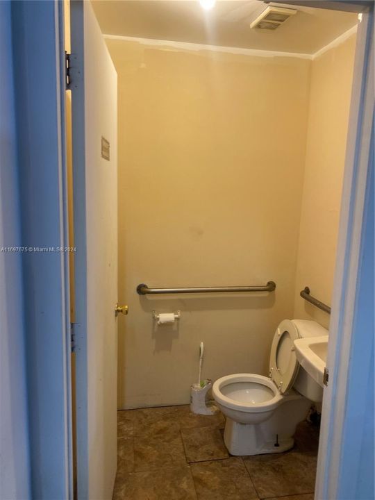 For Rent: $5,542 (0 beds, 0 baths, 0 Square Feet)