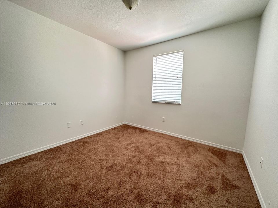 For Rent: $2,990 (3 beds, 2 baths, 1770 Square Feet)