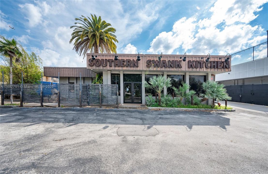 Недавно арендовано: $18,500 (0 спален, 0 ванн, 0 Квадратных фут)