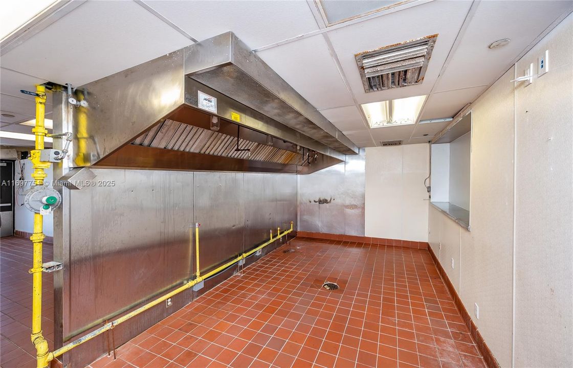 Недавно арендовано: $18,500 (0 спален, 0 ванн, 0 Квадратных фут)