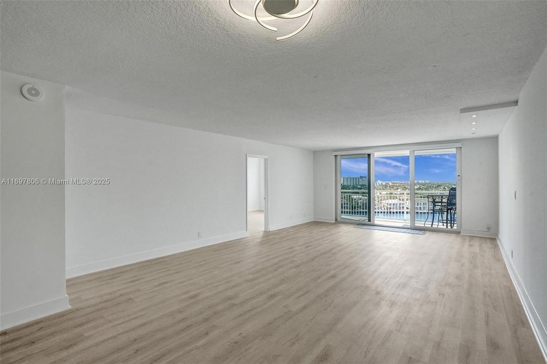 facing the Intracoastal view