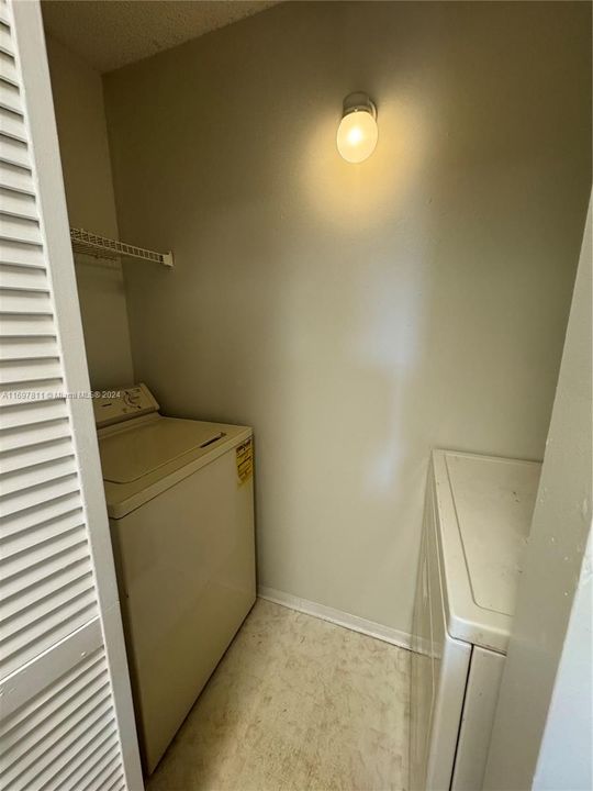 For Rent: $1,800 (1 beds, 1 baths, 785 Square Feet)