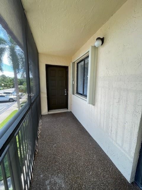 For Rent: $2,500 (2 beds, 2 baths, 1220 Square Feet)