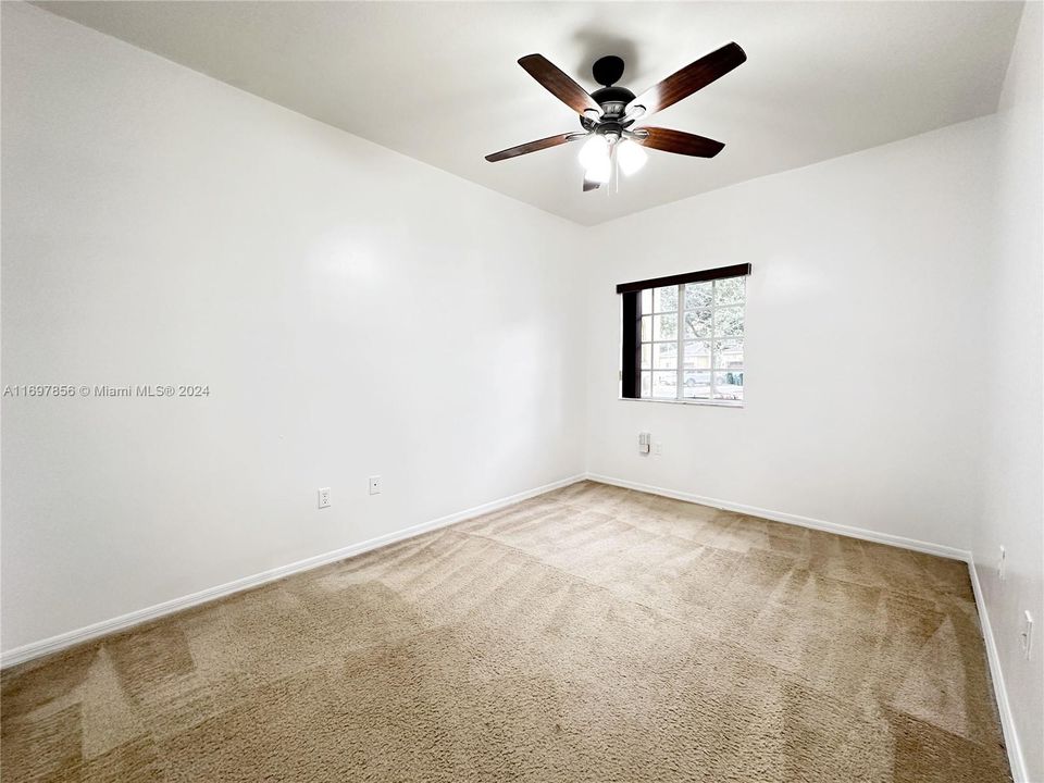 For Rent: $2,275 (2 beds, 2 baths, 1258 Square Feet)