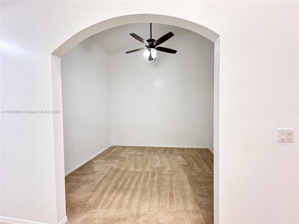 For Rent: $2,275 (2 beds, 2 baths, 1258 Square Feet)