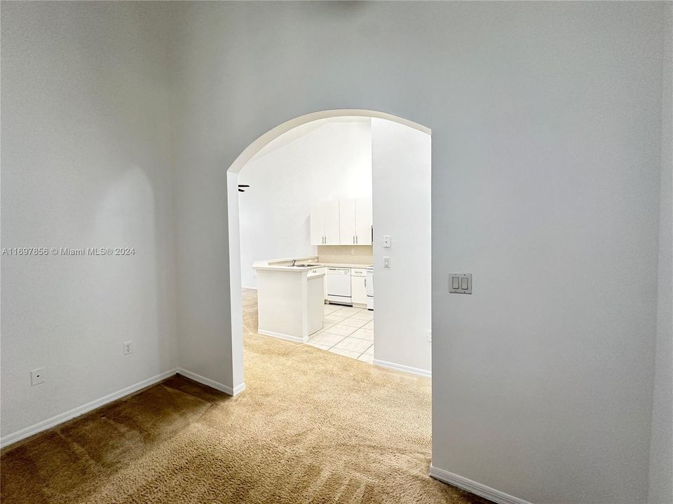 For Rent: $2,275 (2 beds, 2 baths, 1258 Square Feet)