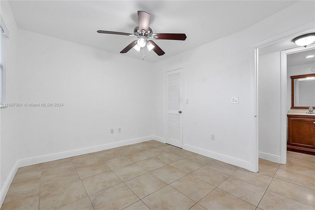 For Sale: $140,000 (2 beds, 2 baths, 850 Square Feet)