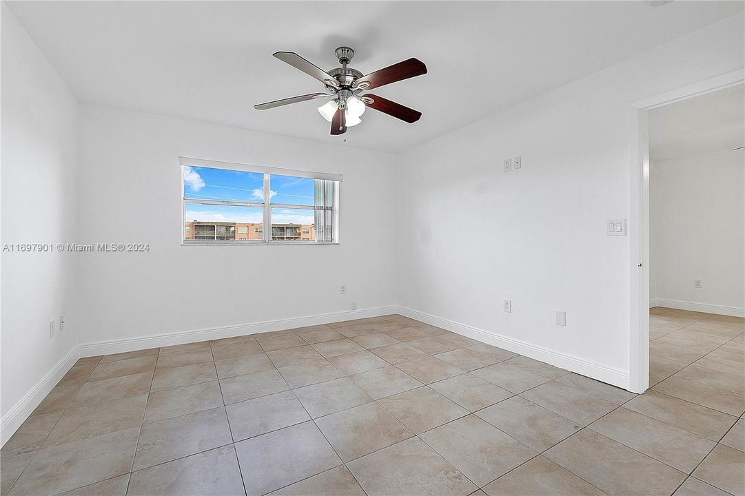 For Sale: $140,000 (2 beds, 2 baths, 850 Square Feet)