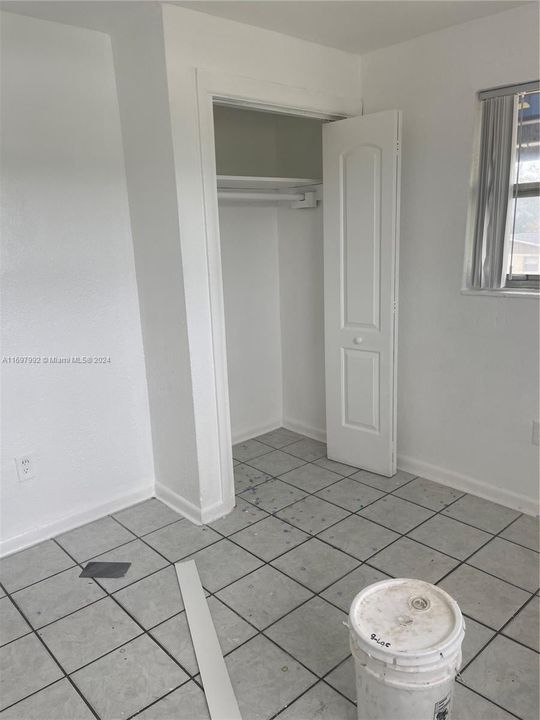 For Rent: $1,700 (2 beds, 4 baths, 2208 Square Feet)