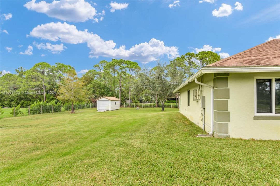 For Sale: $585,000 (4 beds, 2 baths, 2159 Square Feet)