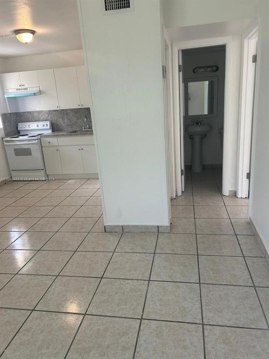 For Rent: $1,700 (1 beds, 1 baths, 0 Square Feet)