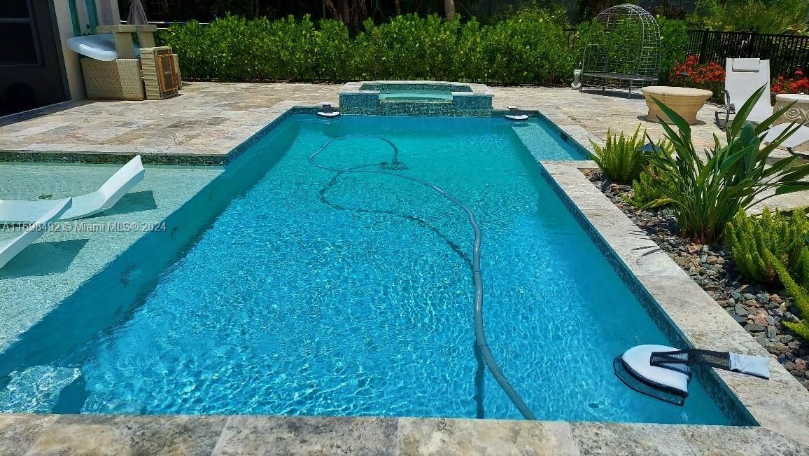 Pool Swim Lane