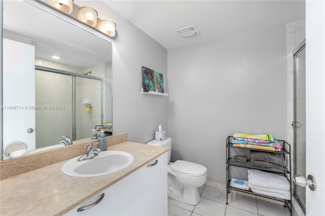 For Sale: $510,000 (1 beds, 1 baths, 1134 Square Feet)