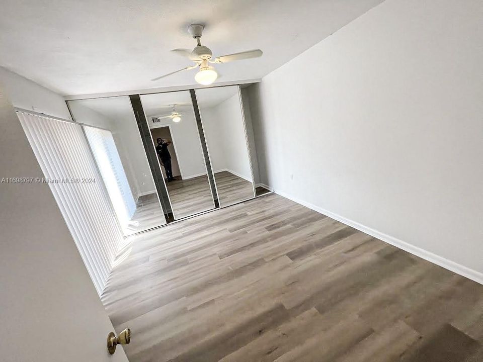 Active With Contract: $1,950 (2 beds, 2 baths, 1236 Square Feet)