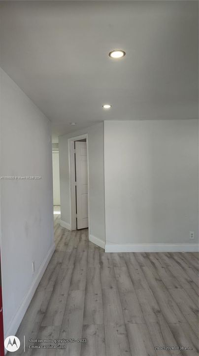 For Rent: $1,950 (2 beds, 1 baths, 586 Square Feet)