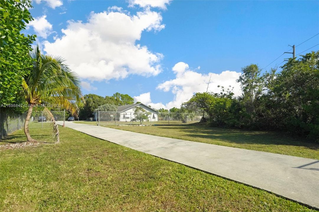 For Sale: $1,500,000 (4 beds, 2 baths, 2330 Square Feet)