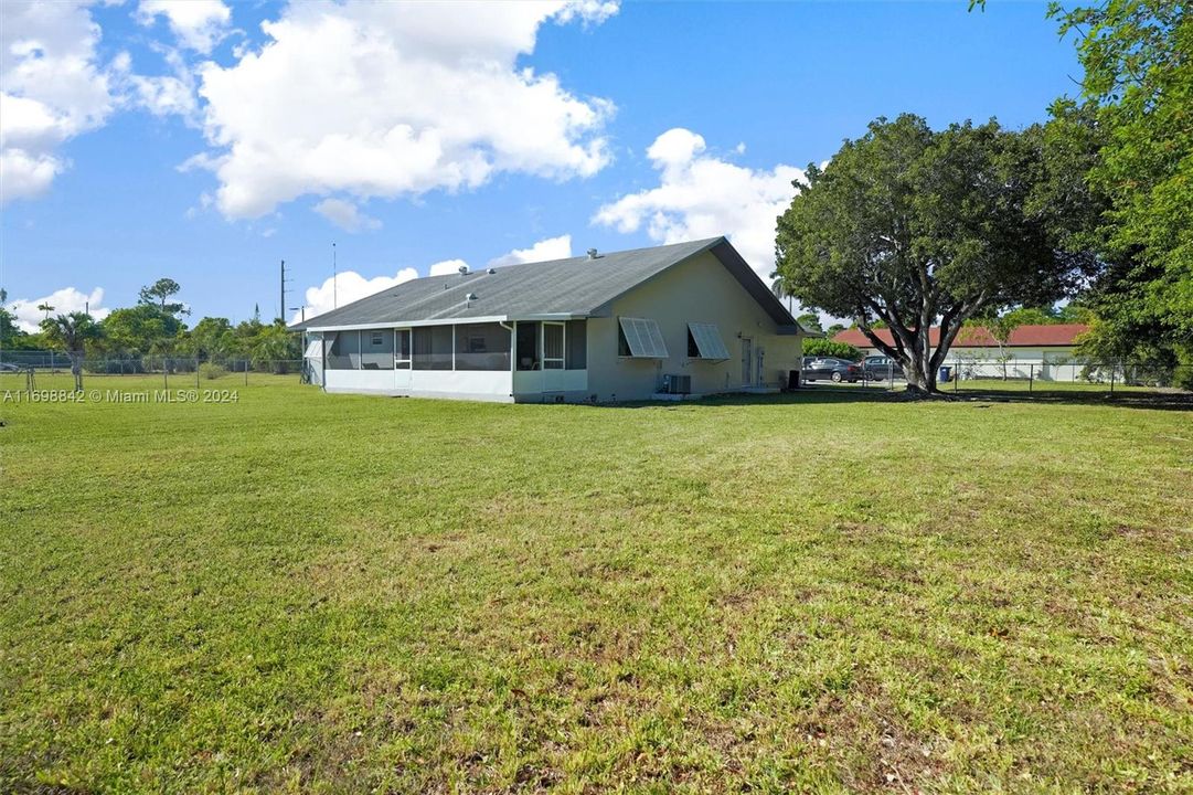 For Sale: $1,500,000 (4 beds, 2 baths, 2330 Square Feet)