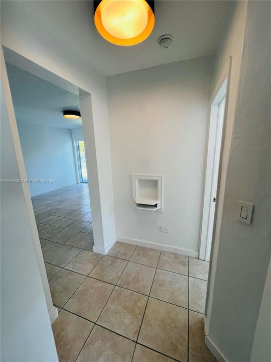 For Rent: $2,600 (2 beds, 2 baths, 1100 Square Feet)