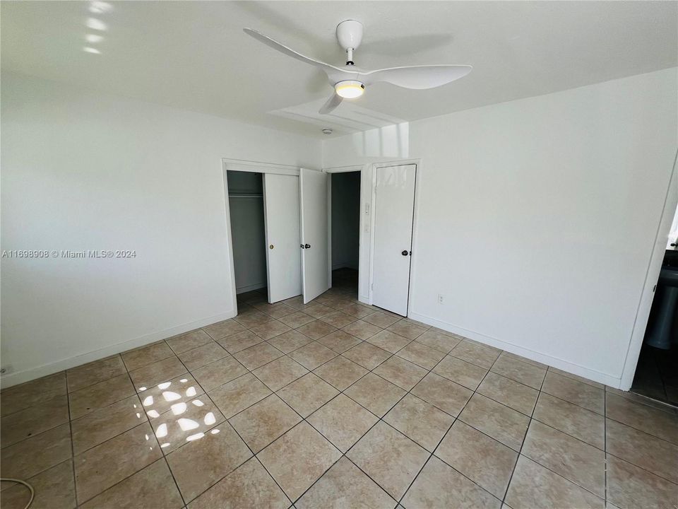 For Rent: $2,600 (2 beds, 2 baths, 1100 Square Feet)