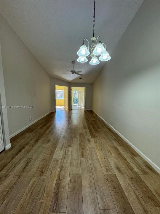 For Rent: $2,600 (2 beds, 2 baths, 1126 Square Feet)