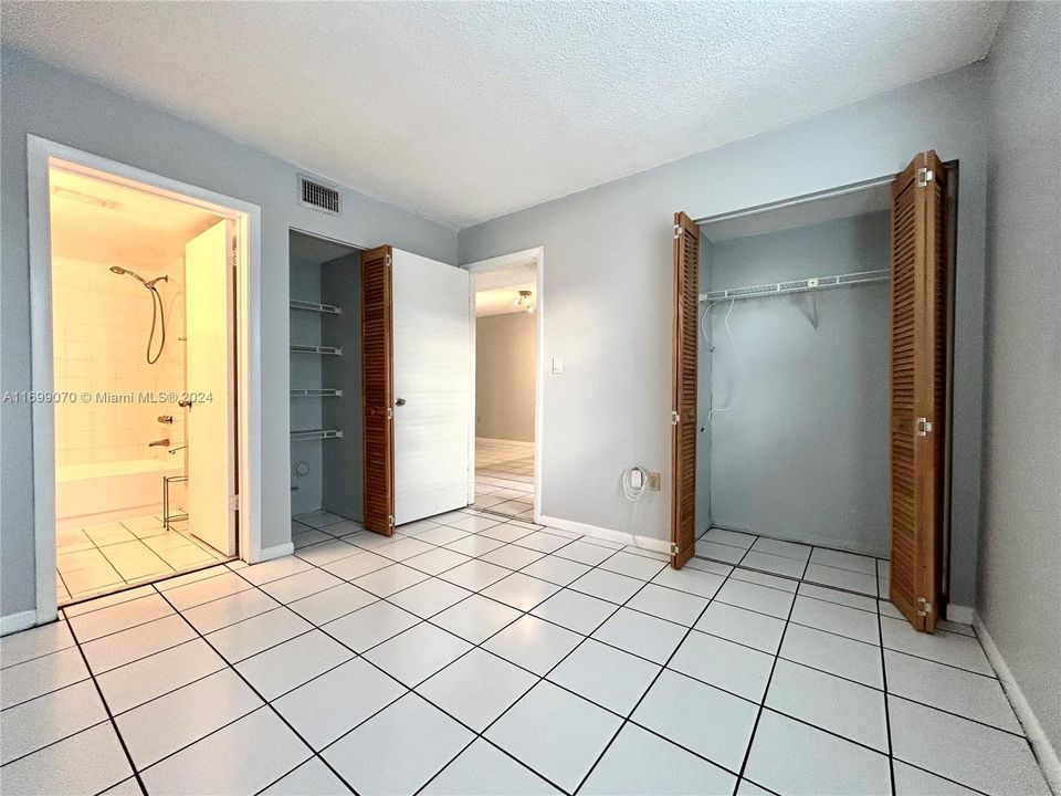 For Rent: $2,250 (2 beds, 2 baths, 625 Square Feet)