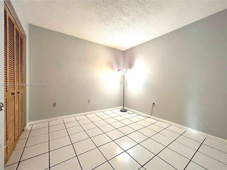 For Rent: $2,250 (2 beds, 2 baths, 625 Square Feet)