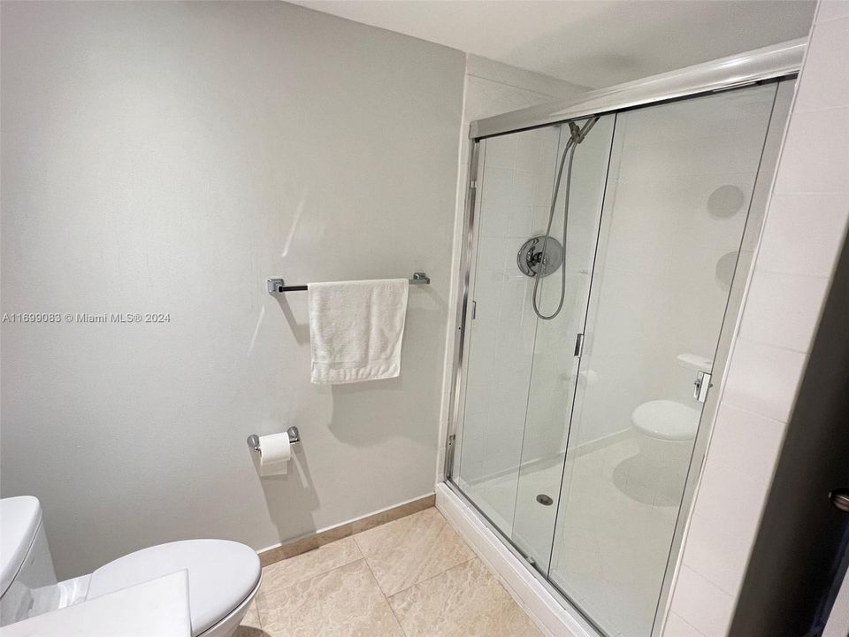 For Rent: $7,000 (2 beds, 2 baths, 1477 Square Feet)