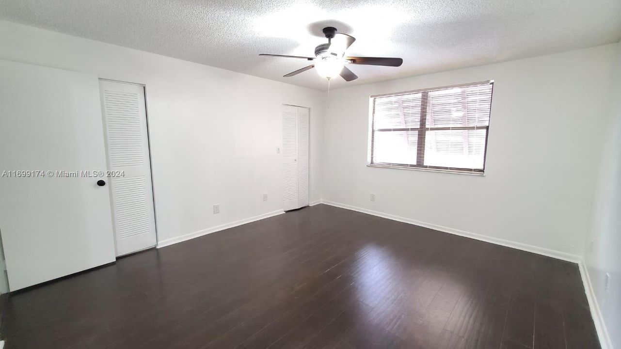 For Rent: $3,100 (3 beds, 2 baths, 1432 Square Feet)