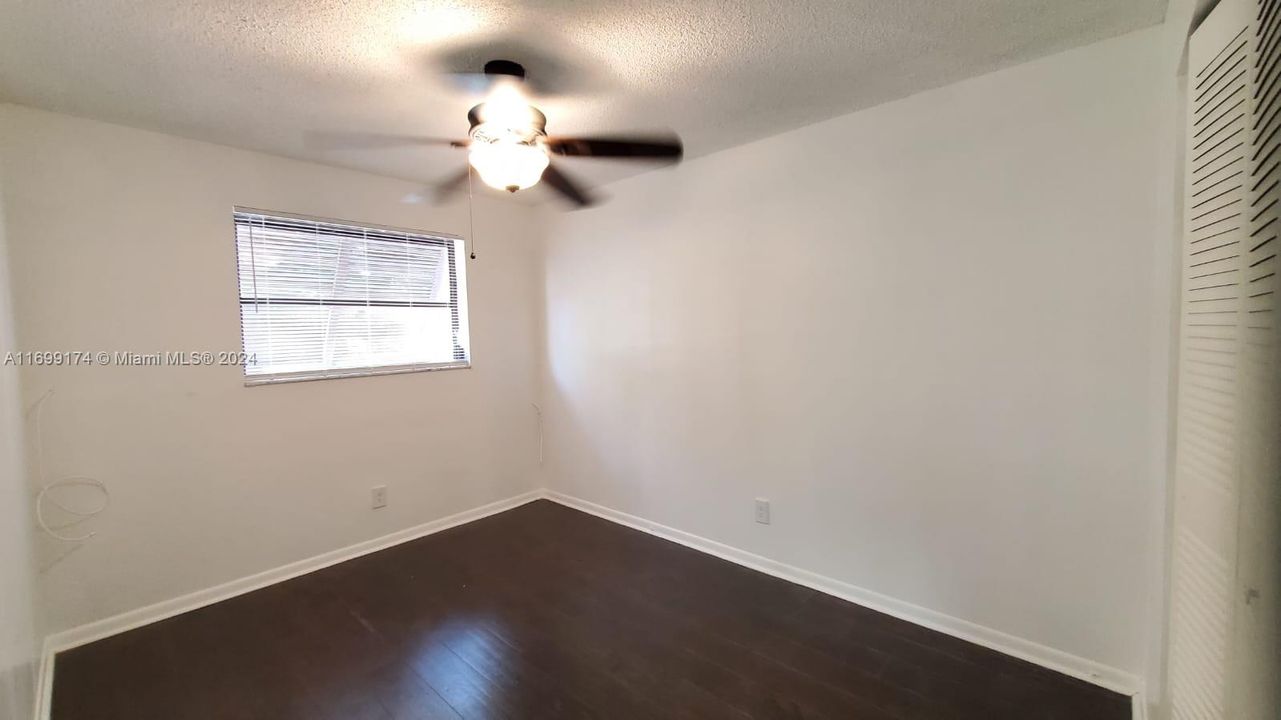 For Rent: $3,100 (3 beds, 2 baths, 1432 Square Feet)