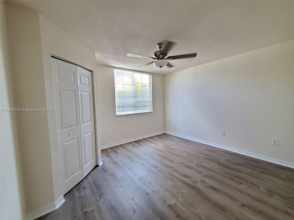 For Rent: $2,399 (2 beds, 2 baths, 1065 Square Feet)