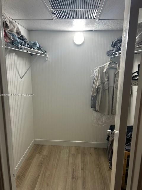 Updated Master Bedroom Walkin Closet