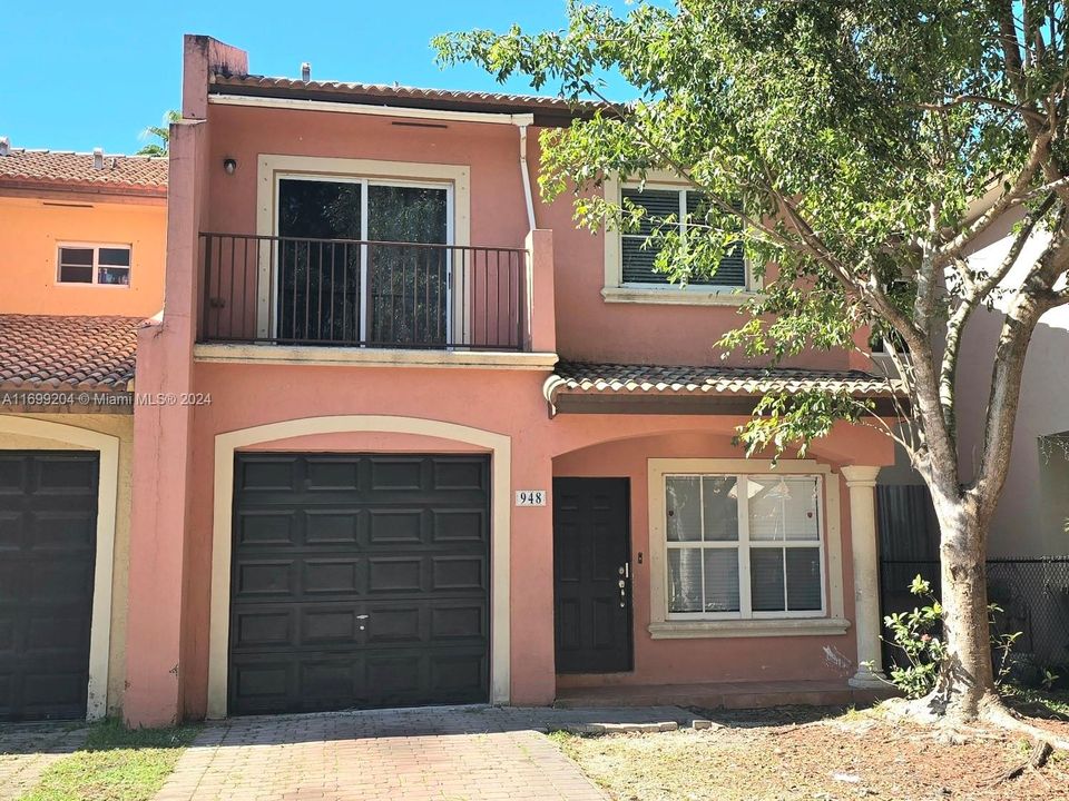 For Sale: $338,000 (4 beds, 2 baths, 1711 Square Feet)