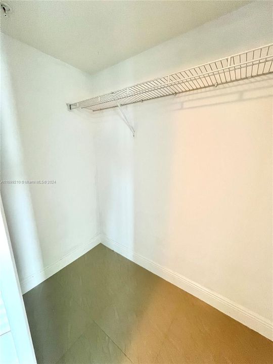 For Rent: $4,800 (2 beds, 2 baths, 1154 Square Feet)