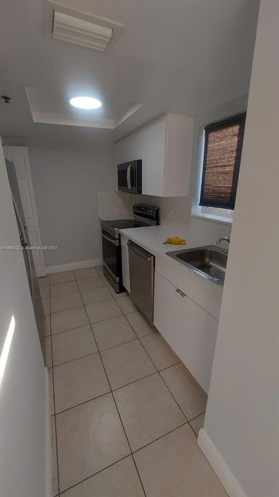 For Rent: $2,500 (2 beds, 2 baths, 900 Square Feet)