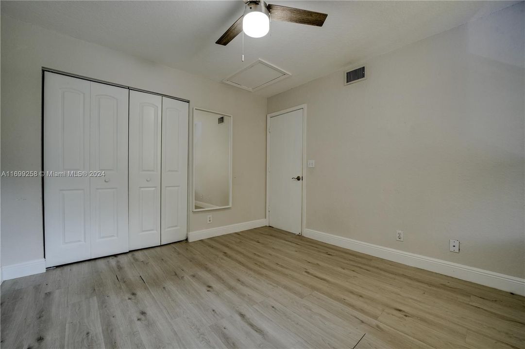 For Rent: $1,995 (2 beds, 2 baths, 886 Square Feet)