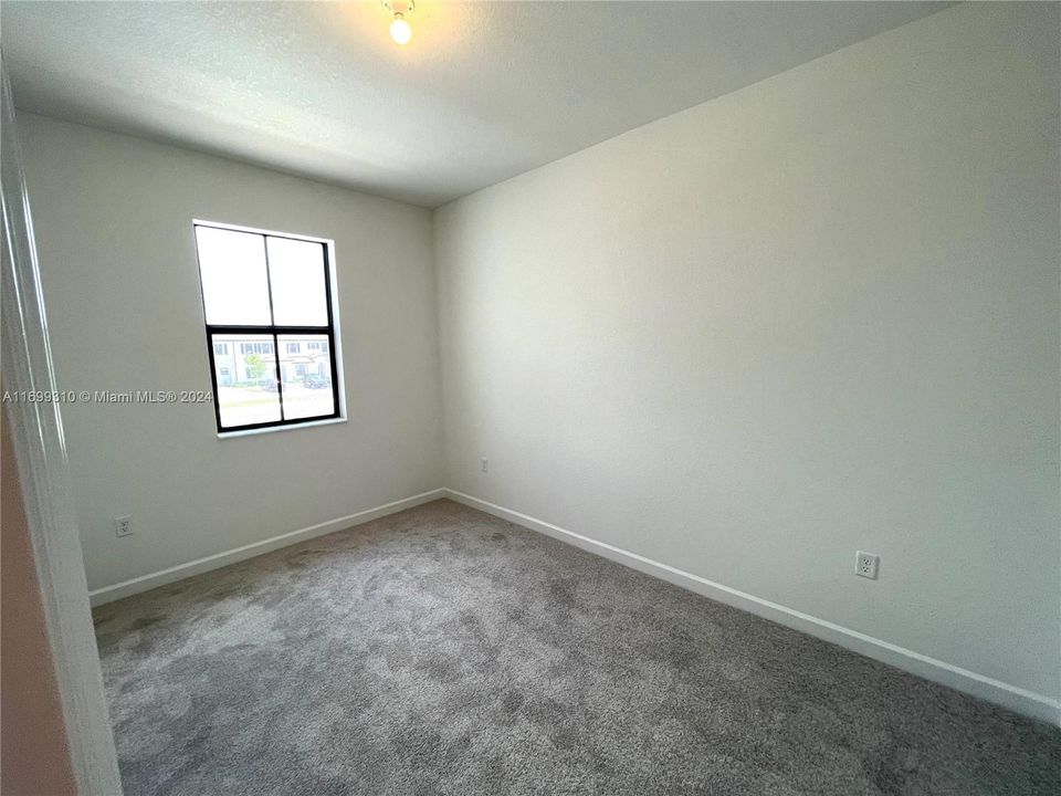 For Rent: $2,900 (3 beds, 2 baths, 0 Square Feet)